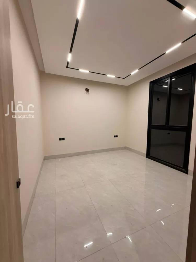 فيلا للبيع في شارع أحمد بن داود المالكي, حي المعيزيلة, مدينة الرياض, منطقة الرياض 6