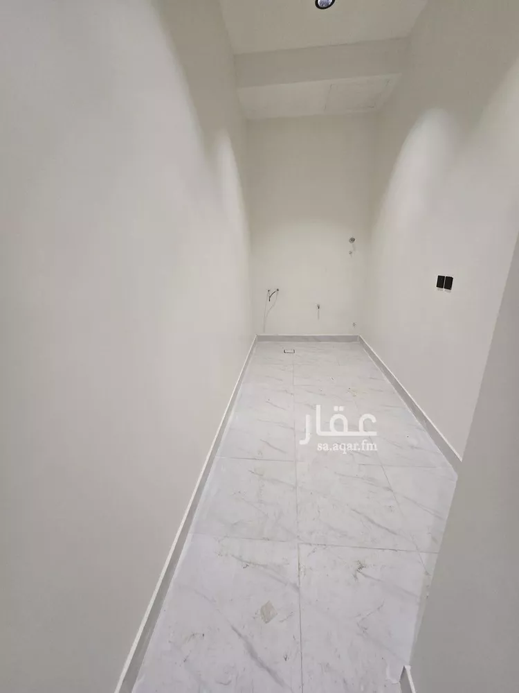 دور للبيع في شارع جبل عسيب, حي القادسية, مدينة الرياض, منطقة الرياض صورة 5