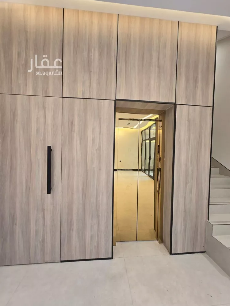 فيلا للبيع في شارع إبراهيم بن فتوح العقيلي, حي الرمال, مدينة الرياض, منطقة الرياض صورة 5