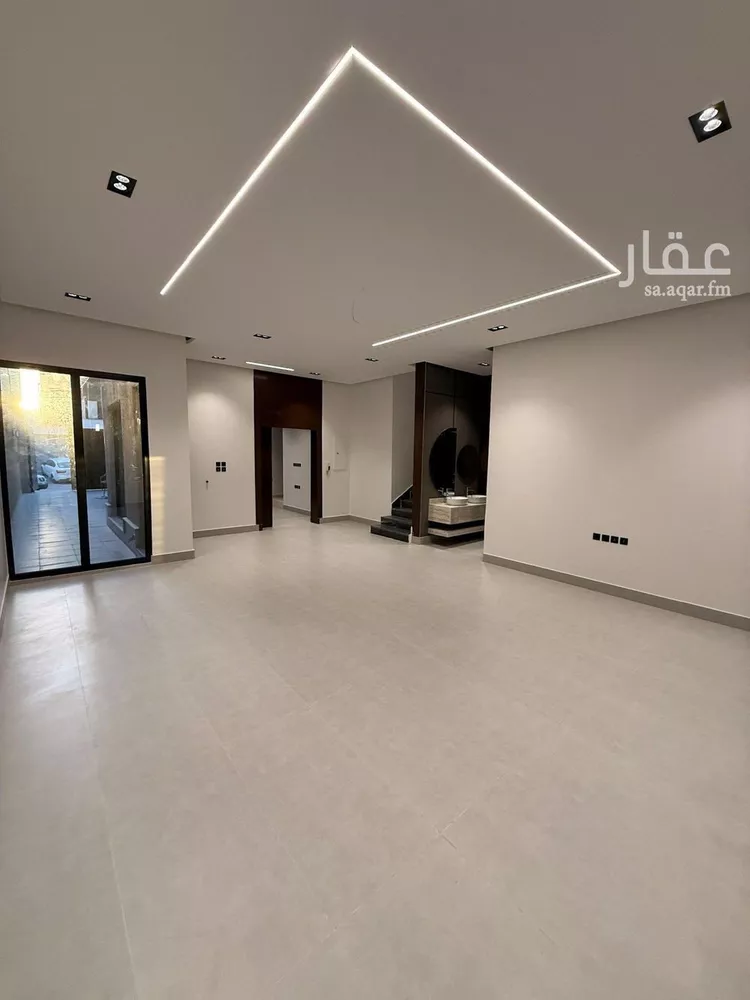 فيلا للبيع في شارع أحمد بشناق, حي الرمال, مدينة الرياض, منطقة الرياض صورة 3