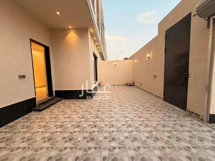 فيلا للبيع في شارع عبدالقدوس الانصاري, حي الرمال, مدينة الرياض, منطقة الرياض صورة 2