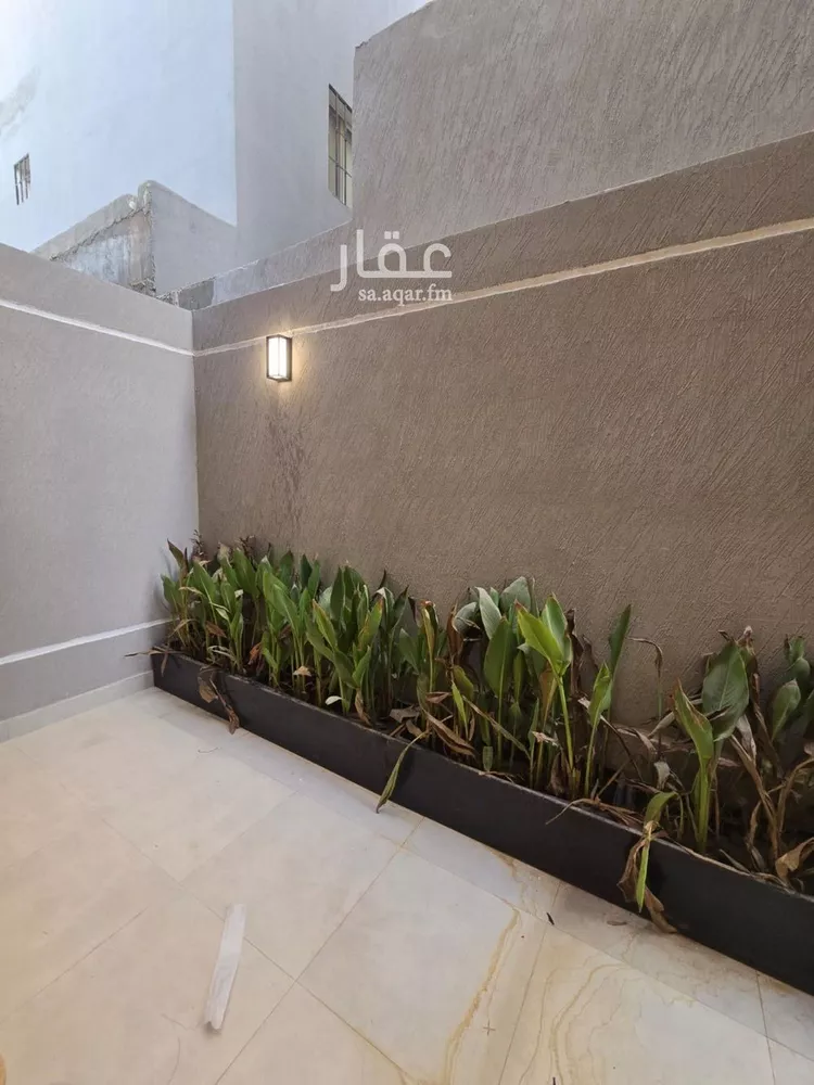 فيلا للبيع في شارع إبراهيم بن فتوح العقيلي, حي الرمال, مدينة الرياض, منطقة الرياض صورة 4
