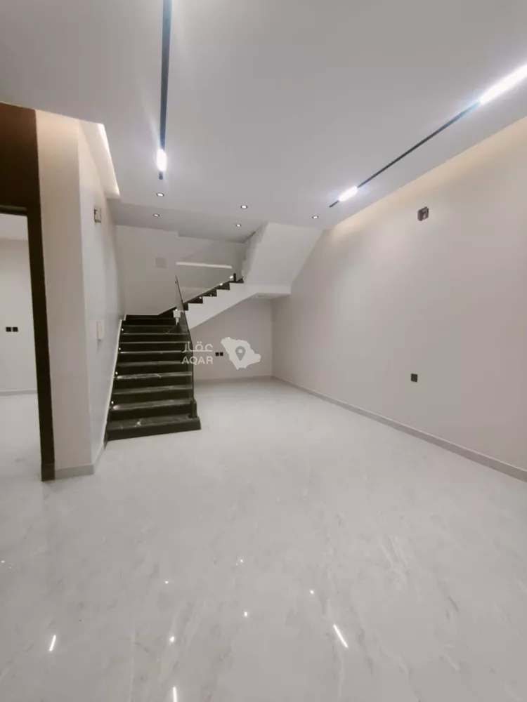 دور للبيع في شارع رقم 385, حي المونسية, مدينة الرياض, منطقة الرياض 5