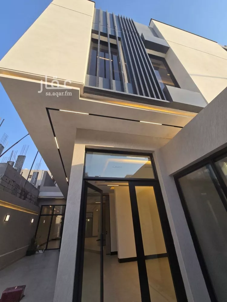 فيلا للبيع في شارع إبراهيم بن فتوح العقيلي, حي الرمال, مدينة الرياض, منطقة الرياض صورة 2