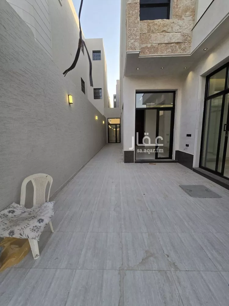 دور للبيع في شارع جبل عسيب, حي القادسية, مدينة الرياض, منطقة الرياض صورة 3