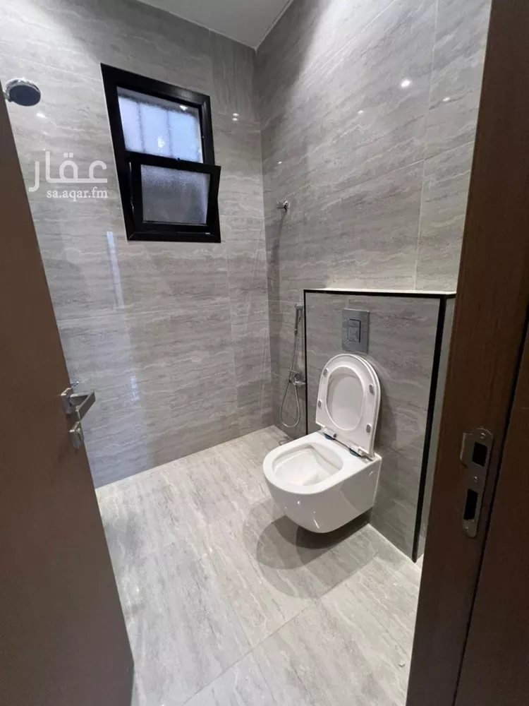 فيلا للبيع في شارع عبدالقدوس الانصاري, حي الرمال, مدينة الرياض, منطقة الرياض صورة 5