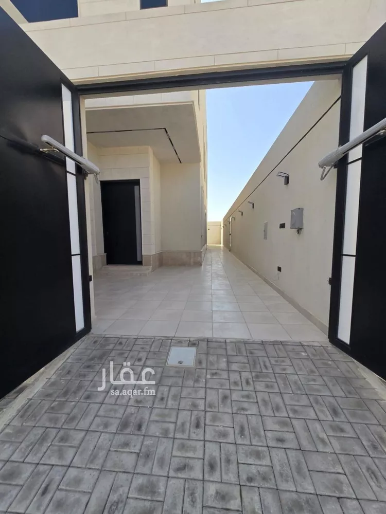 فيلا للبيع في شارع الماطري, حي المعيزيلة, مدينة الرياض, منطقة الرياض صورة 3