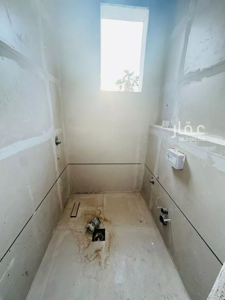 دور للبيع في شارع سكاكا, حي اليرموك, مدينة الرياض, منطقة الرياض صورة 5