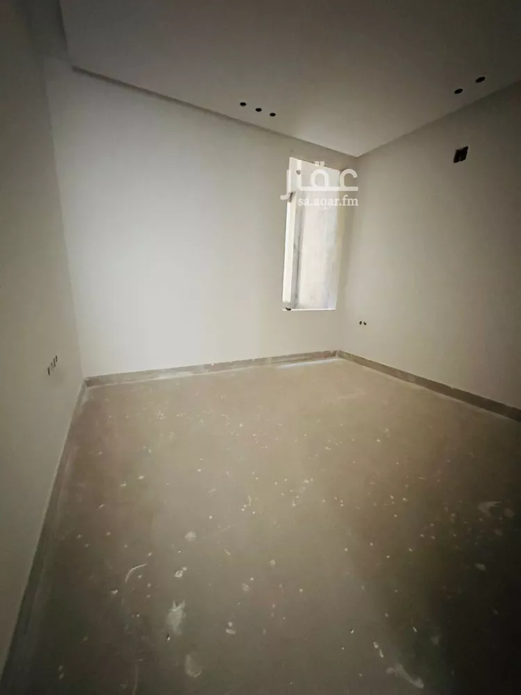 دور للبيع في شارع سكاكا, حي اليرموك, مدينة الرياض, منطقة الرياض صورة 3