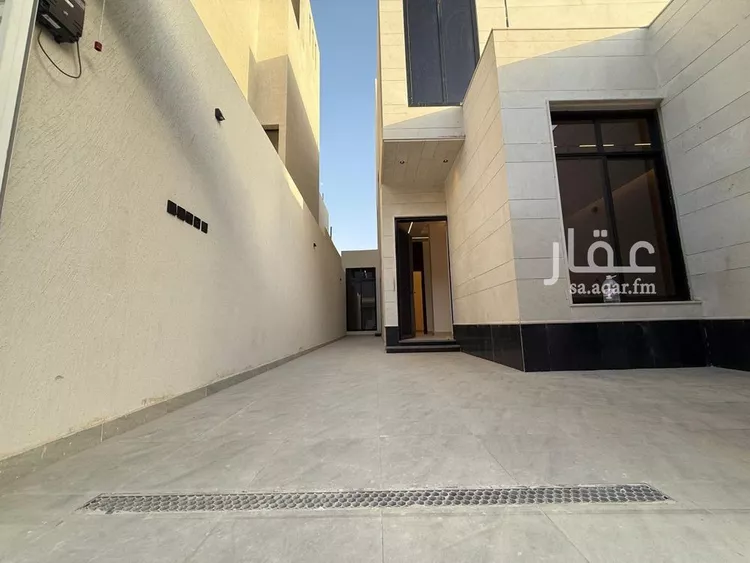 دور للبيع في شارع عبدالقدوس الانصاري, حي الرمال, مدينة الرياض, منطقة الرياض صورة 4