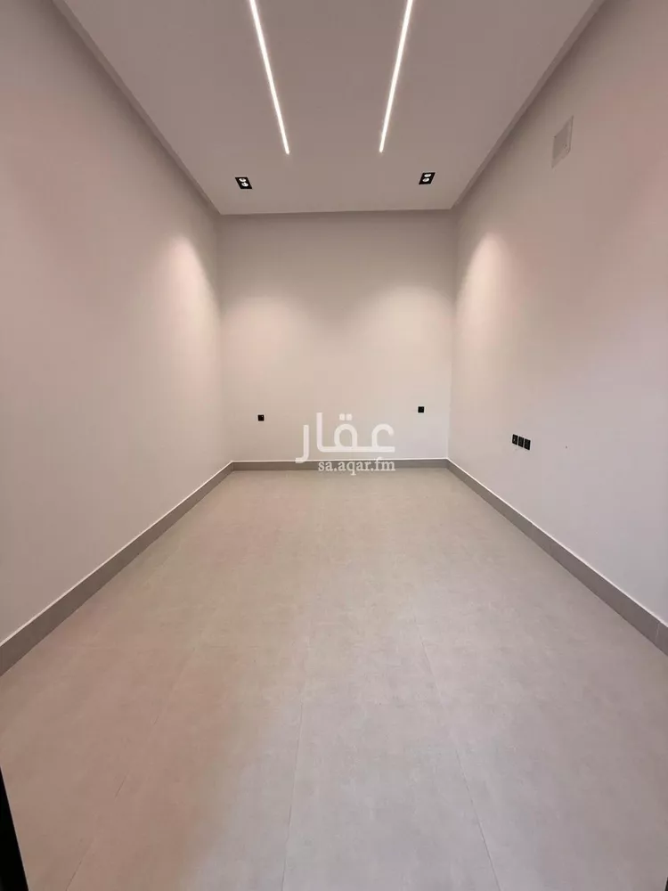 فيلا للبيع في شارع أحمد بشناق, حي الرمال, مدينة الرياض, منطقة الرياض صورة 4