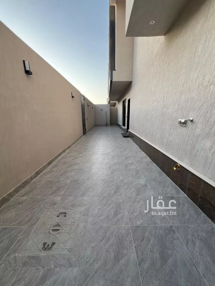 فيلا للبيع في شارع خرزة, حي الرمال, مدينة الرياض, منطقة الرياض صورة 3