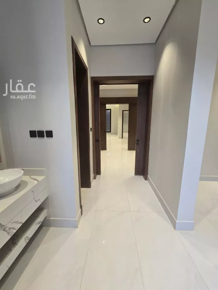 فيلا للبيع في شارع جبل البرم, حي الرمال, مدينة الرياض, منطقة الرياض صورة 3