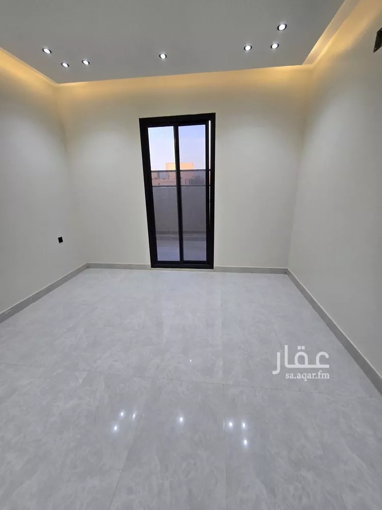 دور للبيع في شارع سليمان الحميضي, حي الرمال, مدينة الرياض, منطقة الرياض صورة 3