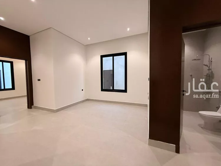 فيلا للبيع في شارع أحمد بشناق, حي الرمال, مدينة الرياض, منطقة الرياض صورة 5