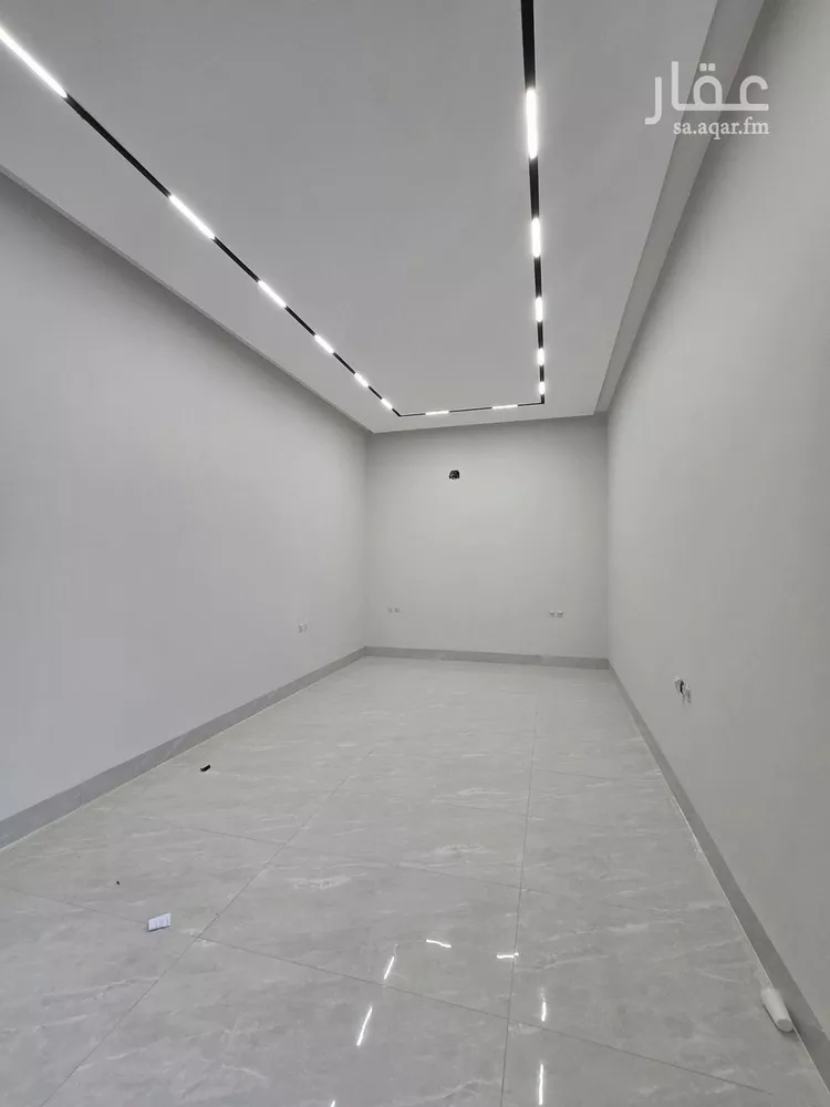 فيلا للبيع في شارع المحايدة, حي المعيزيلة, مدينة الرياض, منطقة الرياض صورة 5