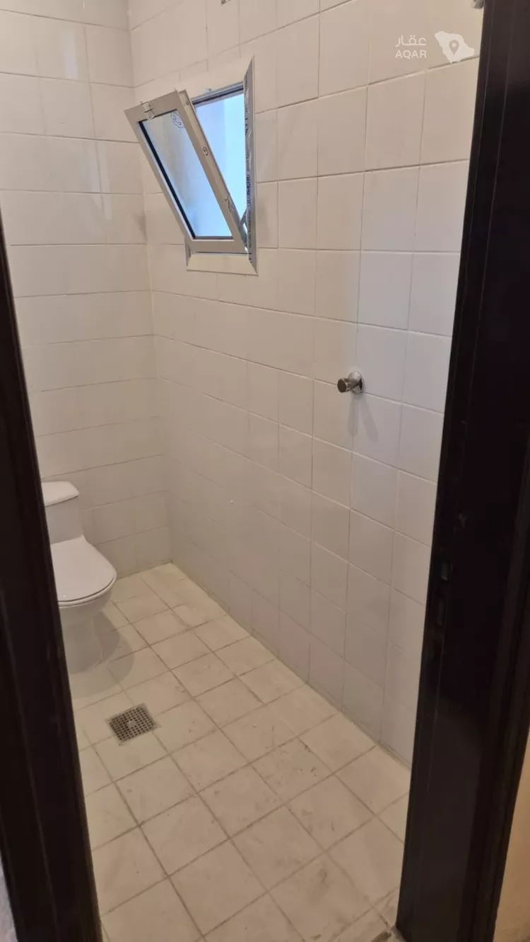 Building for Rent in Riyadh Sultana 11
