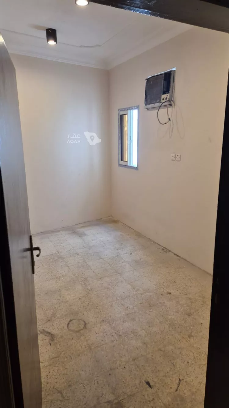 Building for Rent in Riyadh Sultana 13