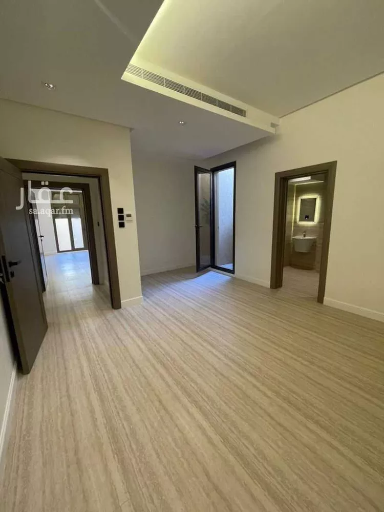 فيلا للبيع في شارع رقم 542, حي الملقا, مدينة الرياض, منطقة الرياض 14