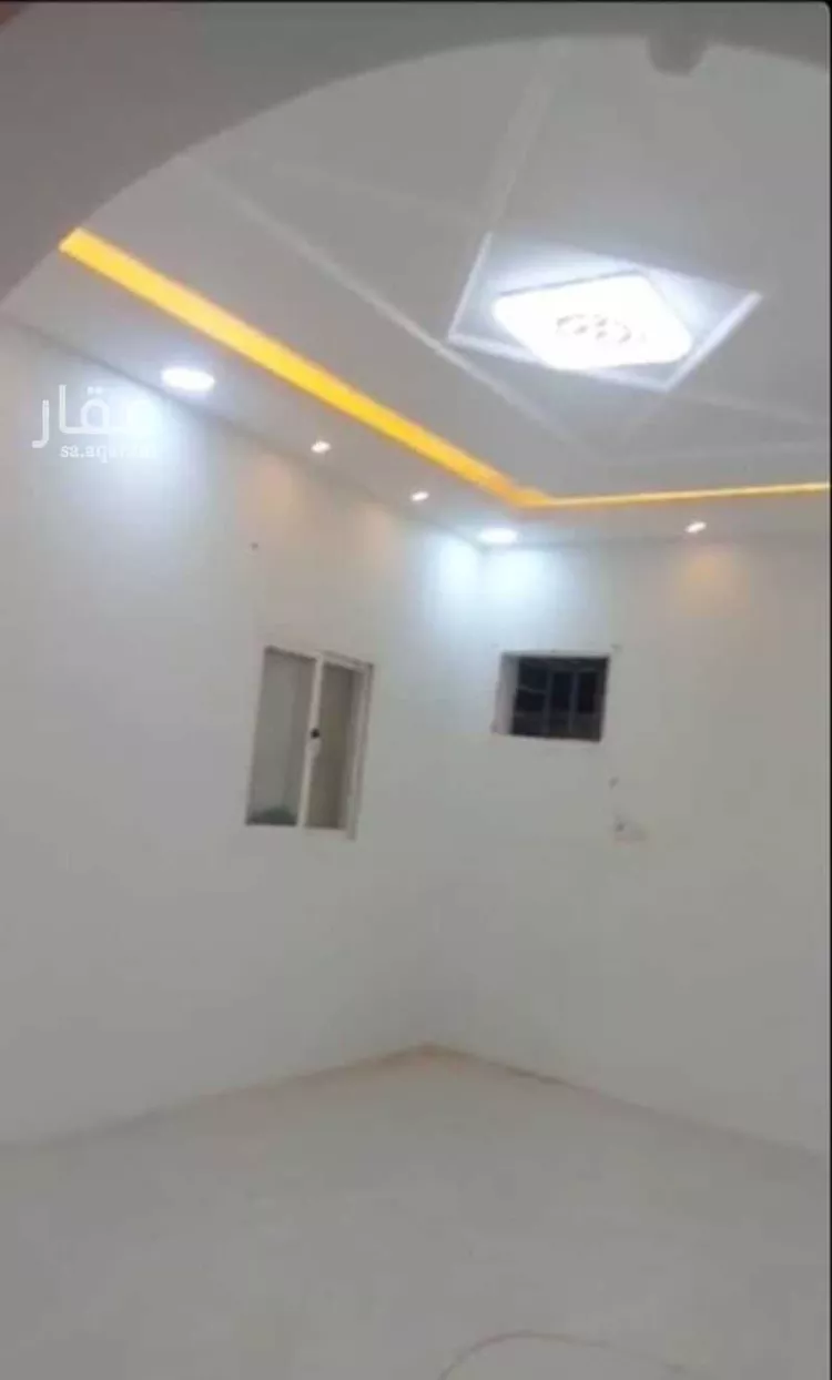شقة للإيجار في شارع عائشة بنت أبي بكر ، حي الروضة الشمالية ، شرورة ، شرورة صورة 2