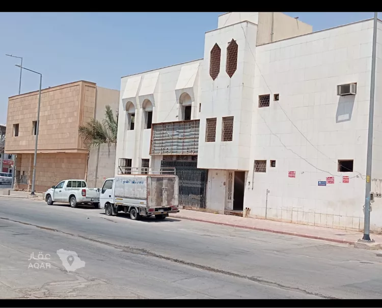 مجمع للإيجار في شارع الخرج, حي الخالدية, مدينة الرياض, منطقة الرياض 12