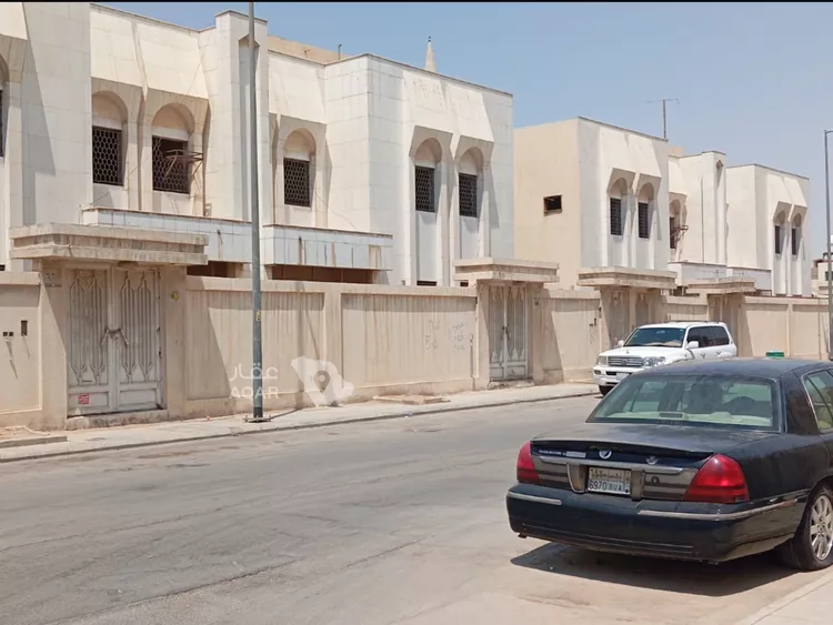 مجمع للإيجار في شارع الخرج, حي الخالدية, مدينة الرياض, منطقة الرياض 13