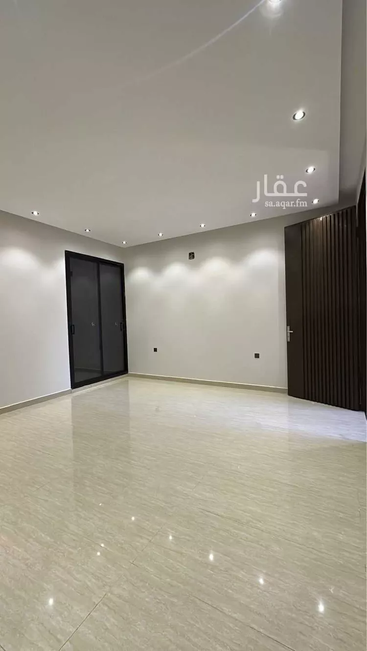 دور للبيع في شارع الحارث بن عبدالرحمن, حي عكاظ, مدينة الرياض, منطقة الرياض صورة 5