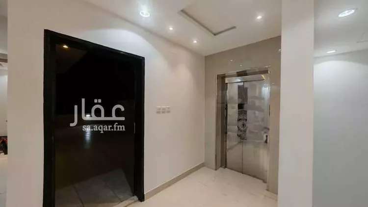 فيلا للبيع في شارع عبدالعزيز مظهر, حي الزاوية, مدينة خميس مشيط, منطقة عسير 7