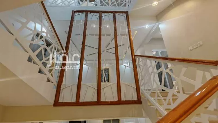 فيلا للبيع في شارع عبدالعزيز مظهر, حي الزاوية, مدينة خميس مشيط, منطقة عسير صورة 3