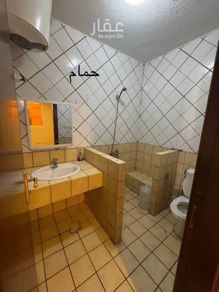 Floor for Rent in Riyadh Al Aqiq صورة 3
