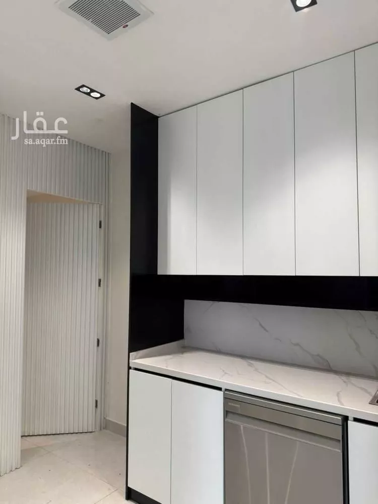 شقة للإيجار في شارع الأمير ماجد بن عبدالعزيز, حي الريان, مدينة الرياض, منطقة الرياض 15
