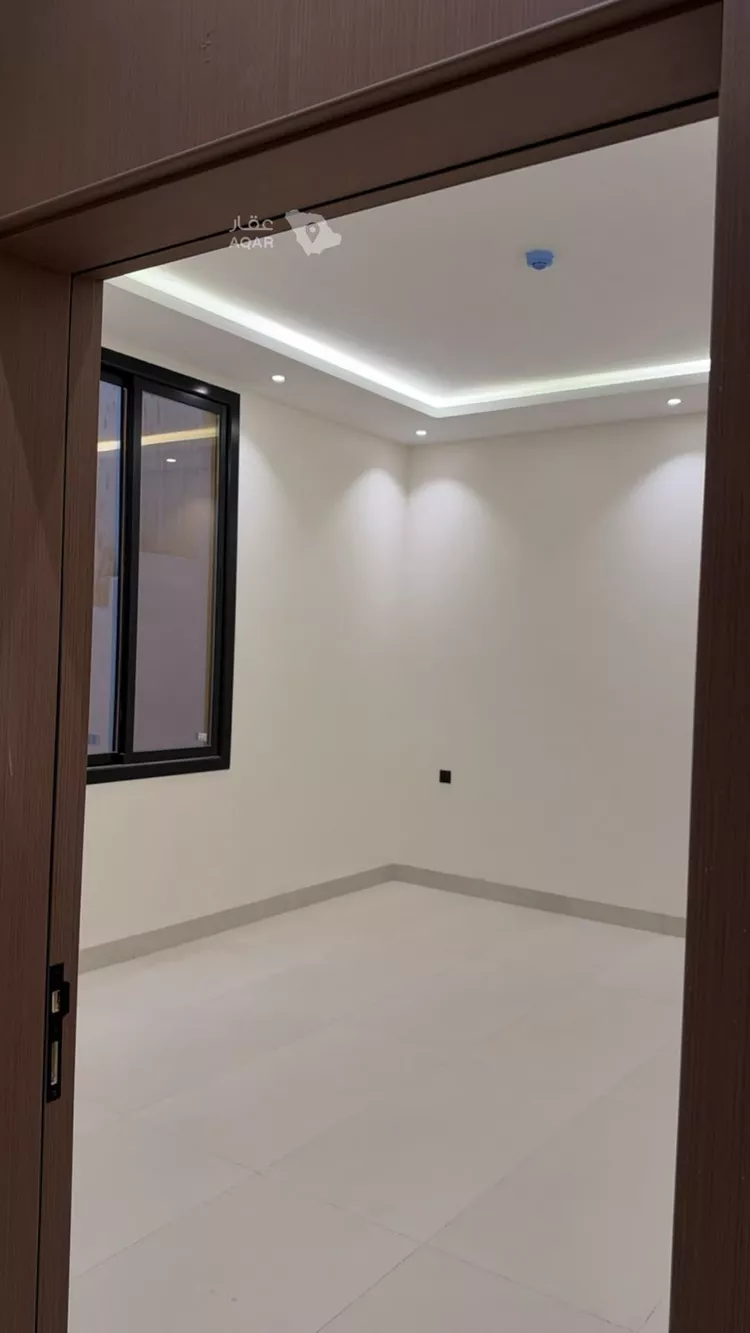 عمارة للإيجار في شارع الشيخ عبدالله أبابطين, حي الريان, مدينة الرياض, منطقة الرياض 12