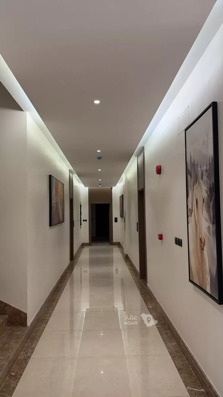 عمارة للإيجار في شارع الشيخ عبدالله أبابطين, حي الريان, مدينة الرياض, منطقة الرياض 9