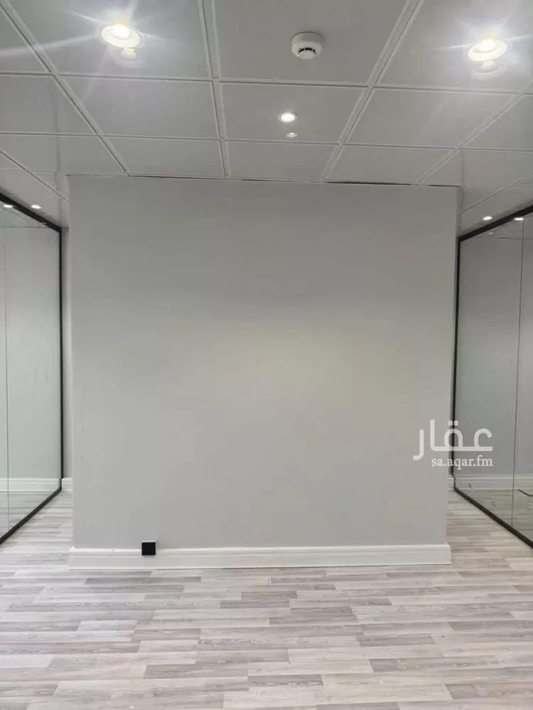 مكتب تجاري للإيجار في شارع عبدالرحمن الغافقي, حي القدس, مدينة الرياض, منطقة الرياض صورة 4