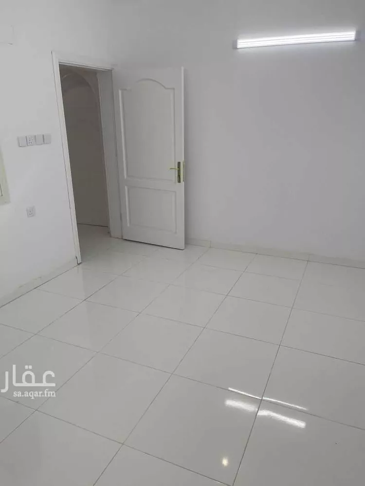 شقة للإيجار في شارع ابراهيم بن حسن بن محمد ، حي الفتح ، المدينة المنورة ، منطقة المدينة المنورة 1 صورة