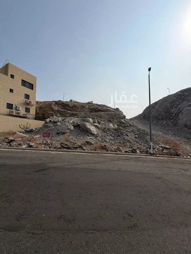 أرض للبيع في شارع عباد بن قيس بن عبسه رضي الله عنه, حي أم الجود, مدينة مكة المكرمة, منطقة مكة المكرمة