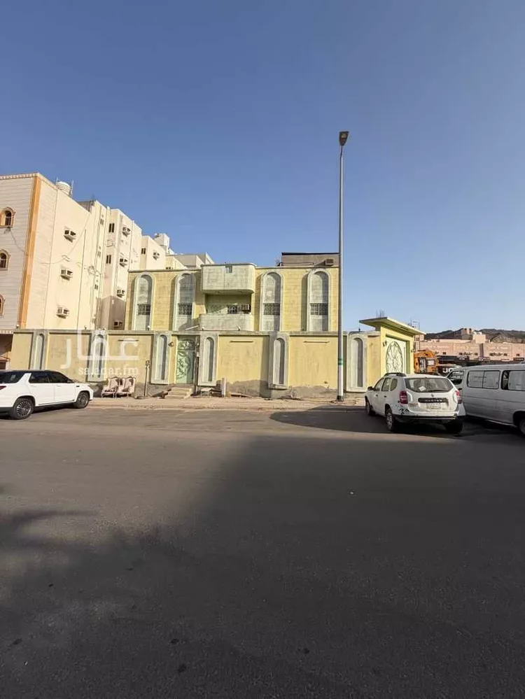 عمارة للبيع في شارع احمد البصراوي, حي البحيرات, مدينة مكة المكرمة, منطقة مكة المكرمة