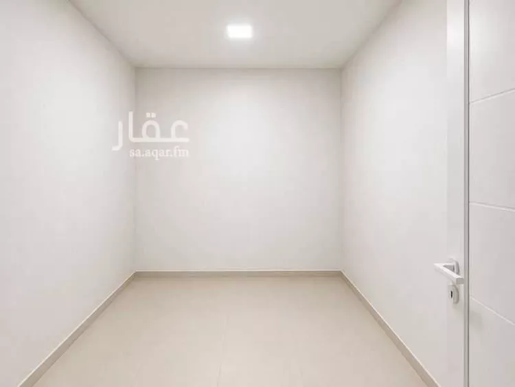 غرفة للإيجار في شارع وادي وج ، حي الملقا ، الرياض ، منطقة الرياض