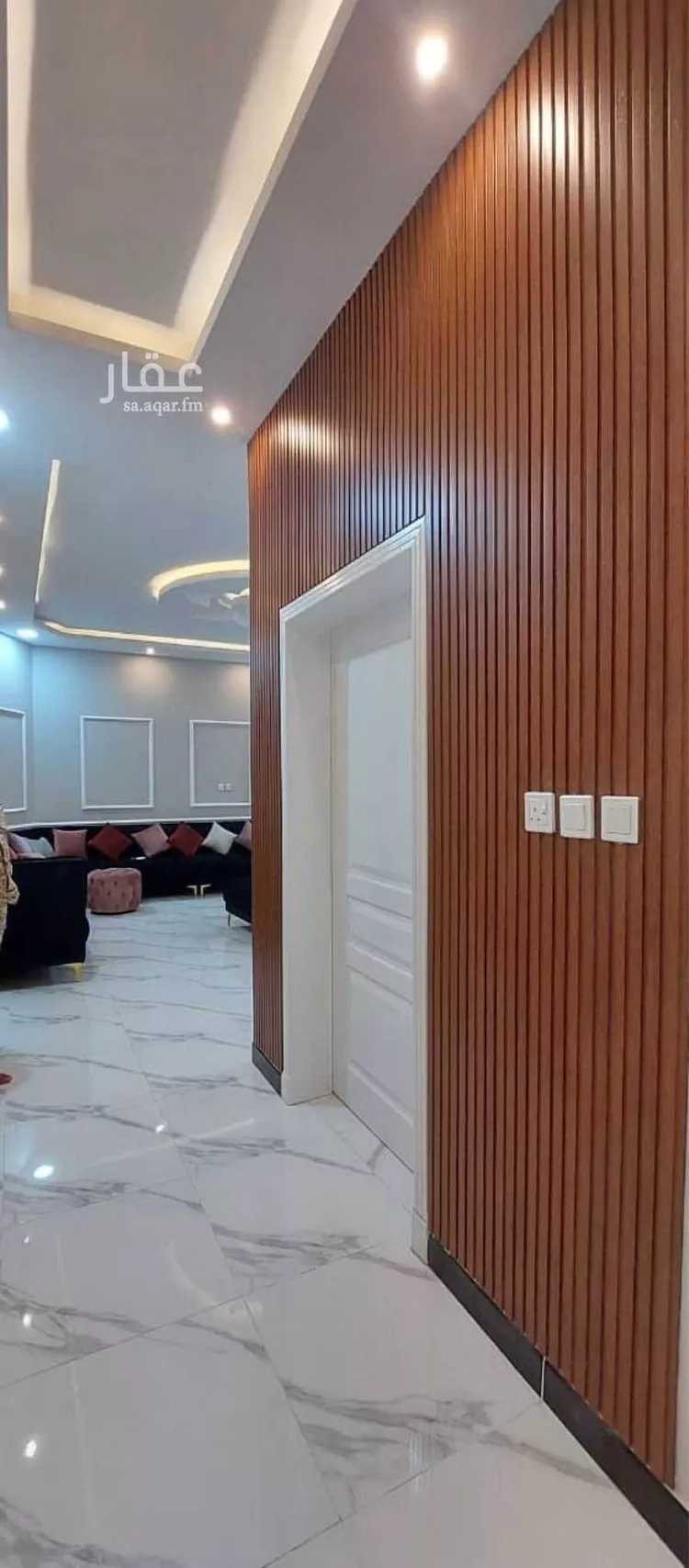 فيلا للبيع في شارع عبد الرحمن بن سلامه, حي العزيزية الأول, مدينة الاحساء, المنطقة الشرقية صورة 2