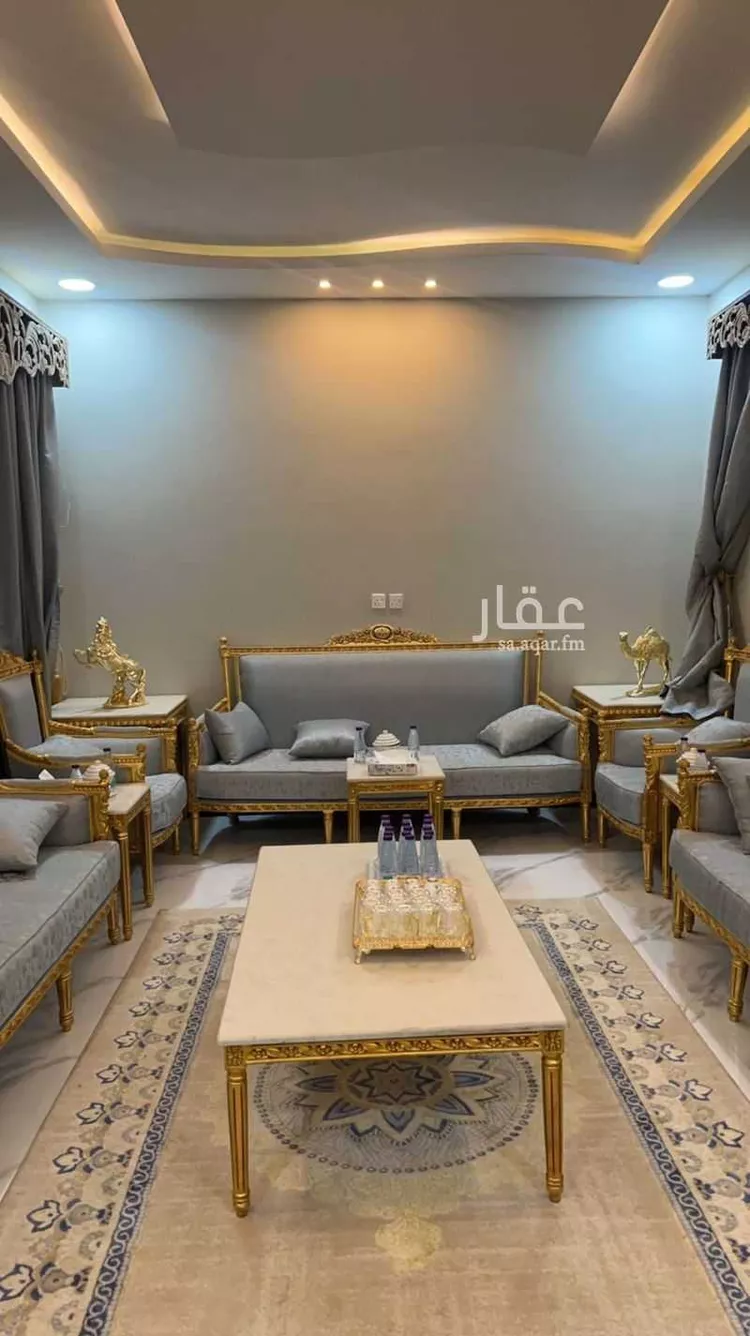 فيلا للبيع في شارع عبد الرحمن بن سلامه, حي العزيزية الأول, مدينة الاحساء, المنطقة الشرقية صورة 3