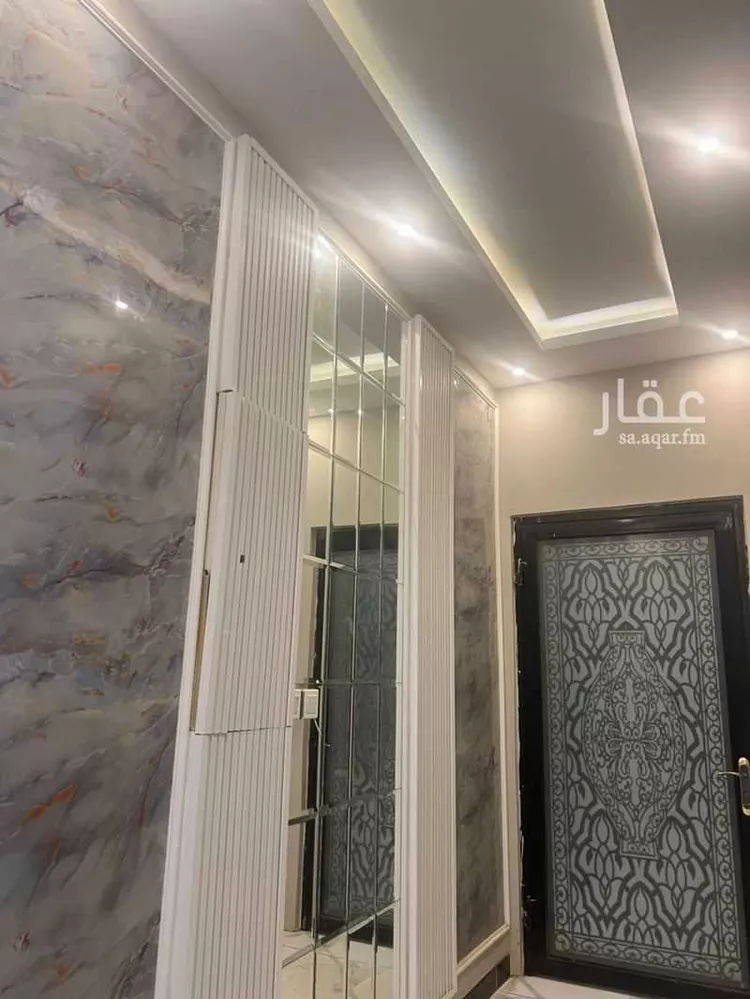 فيلا للبيع في شارع عبد الرحمن بن سلامه, حي العزيزية الأول, مدينة الاحساء, المنطقة الشرقية