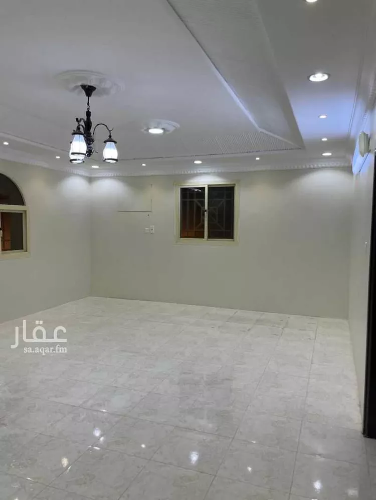 شقة للإيجار في شارع 9 الصفح ، حي العبادل ، سبت العلاية ، بلقرن