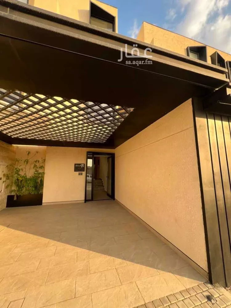 Floor for Sale in Riyadh Al Arid
