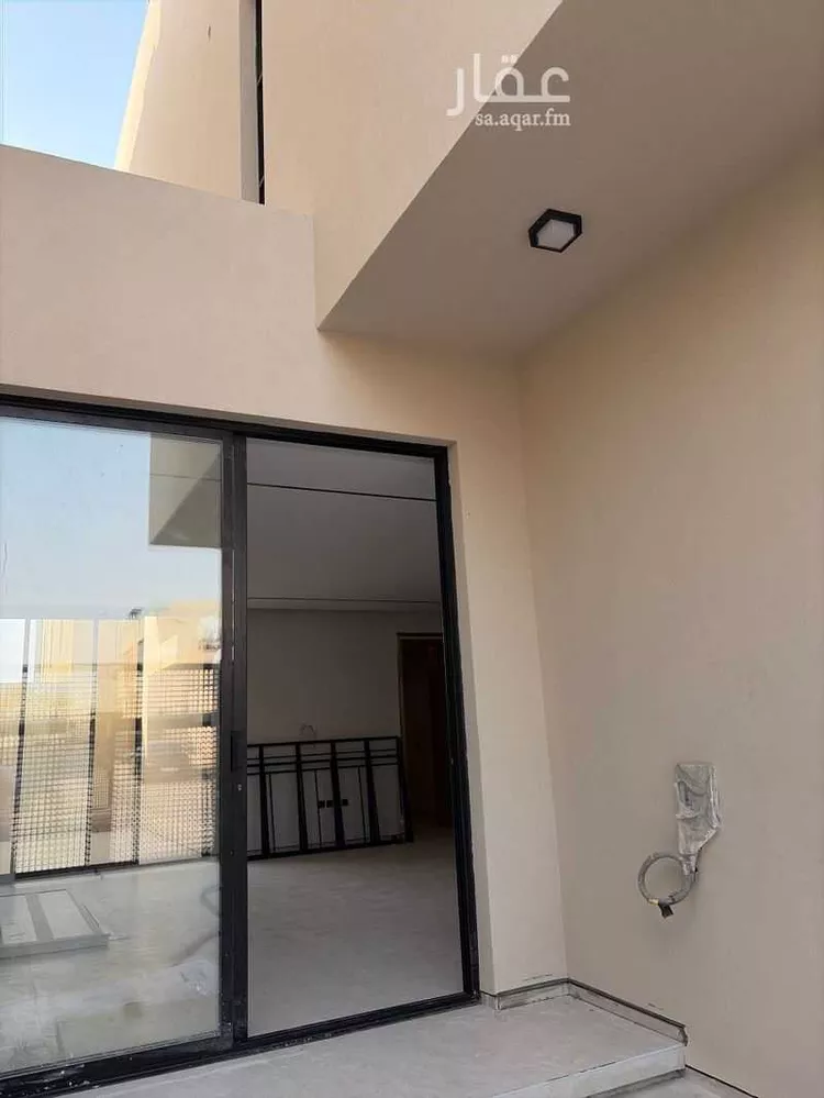 فيلا للبيع في شارع رقم 526, حي الملقا, مدينة الرياض, منطقة الرياض صورة 3