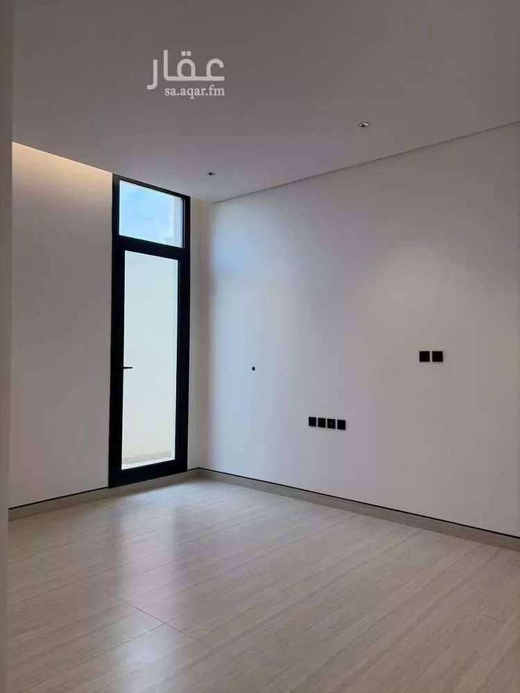 Floor for Sale in Riyadh Al Arid 7