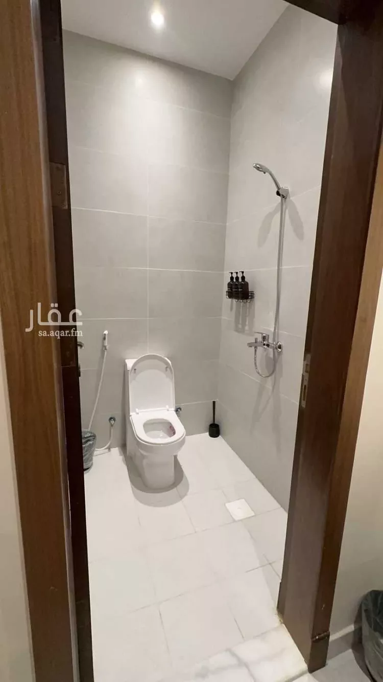شقة للإيجار في شارع احمد لارى, حي العزيزية, مدينة جدة, منطقة مكة المكرمة صورة 3