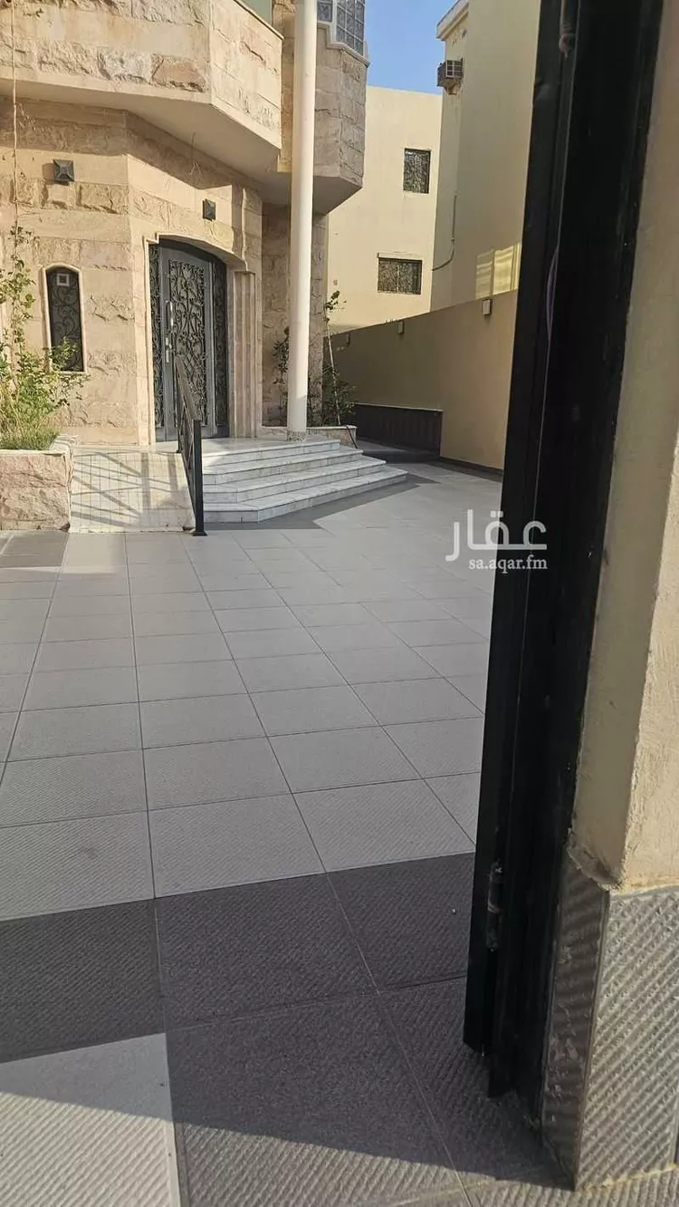 فيلا للبيع في شارع العطار الاحمدي, حي البساتين, مدينة جدة, منطقة مكة المكرمة صورة 3