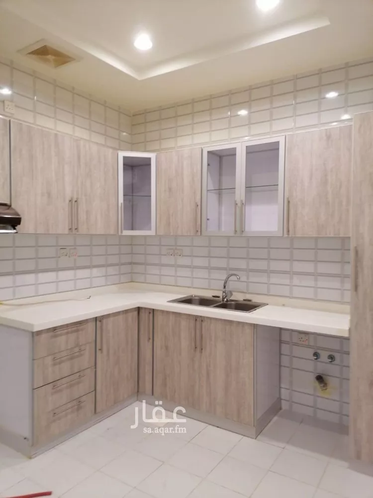 عمارة للبيع في شارع عمر بن ورقه, حي النزهة, مدينة جدة, منطقة مكة المكرمة صورة 5