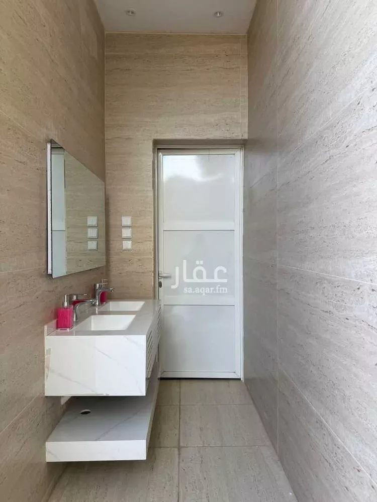 فيلا للبيع في شارع عبدالباسط الظاهري, حي النرجس, مدينة الرياض, منطقة الرياض 7