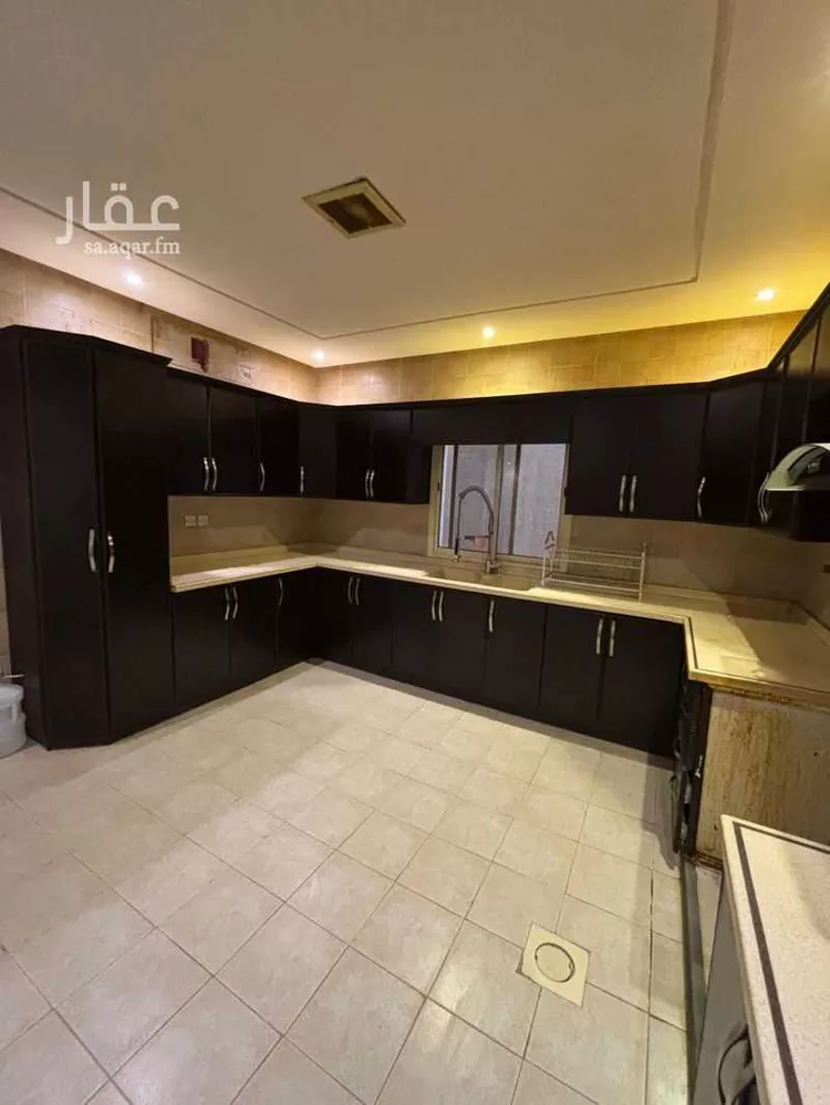 فيلا للإيجار في شارع محمد سعدون السويحلي, حي النرجس, مدينة الرياض, منطقة الرياض صورة 3